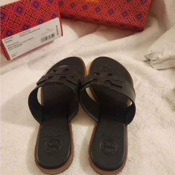 NIB Tory Burch Weston Full Logo Thong - Perfect Black - 6.5 - Picture 5 of 6